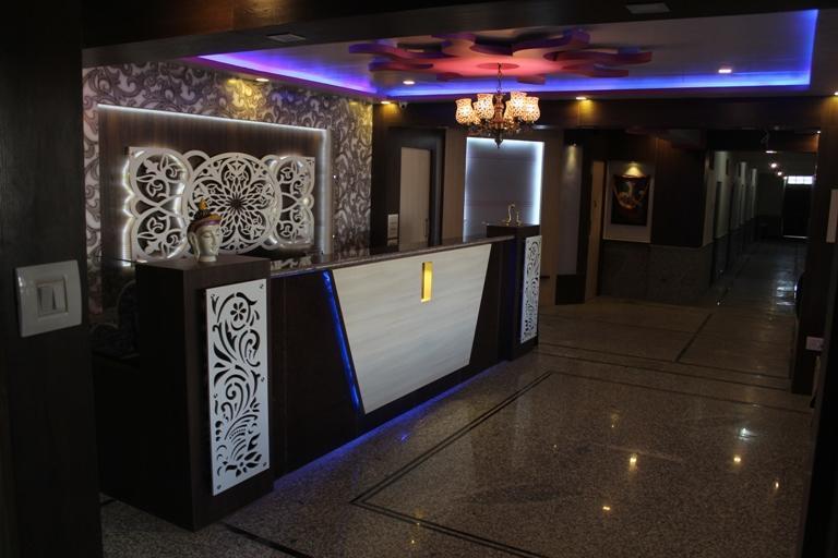 Hotel Pink Shark Sikar Esterno foto
