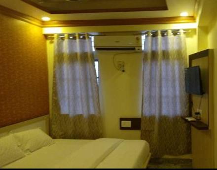 Hotel Pink Shark Sikar Esterno foto